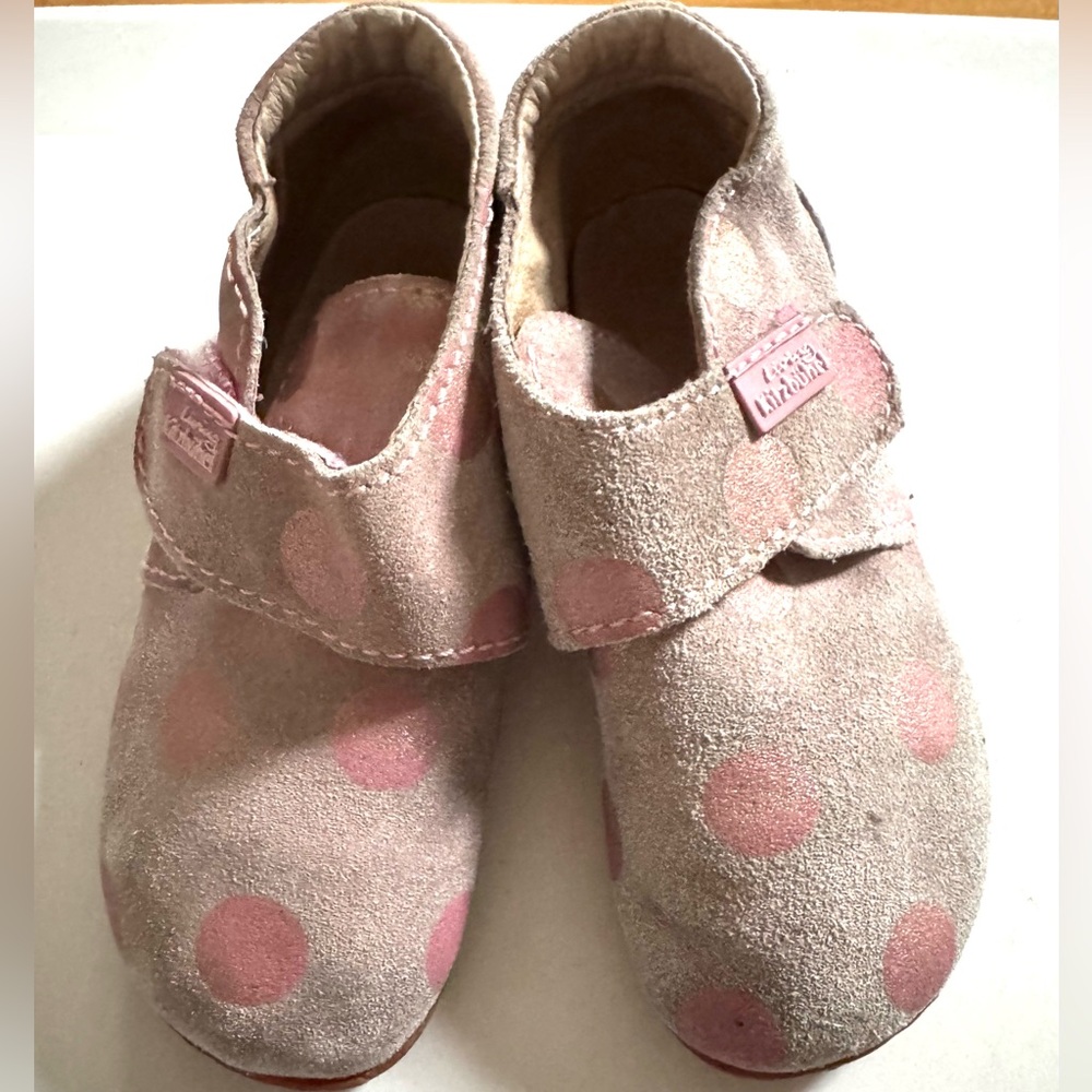 Light pink suede polka dot Living Kitzbühel slipper shoes • size 26 9.5 toddler